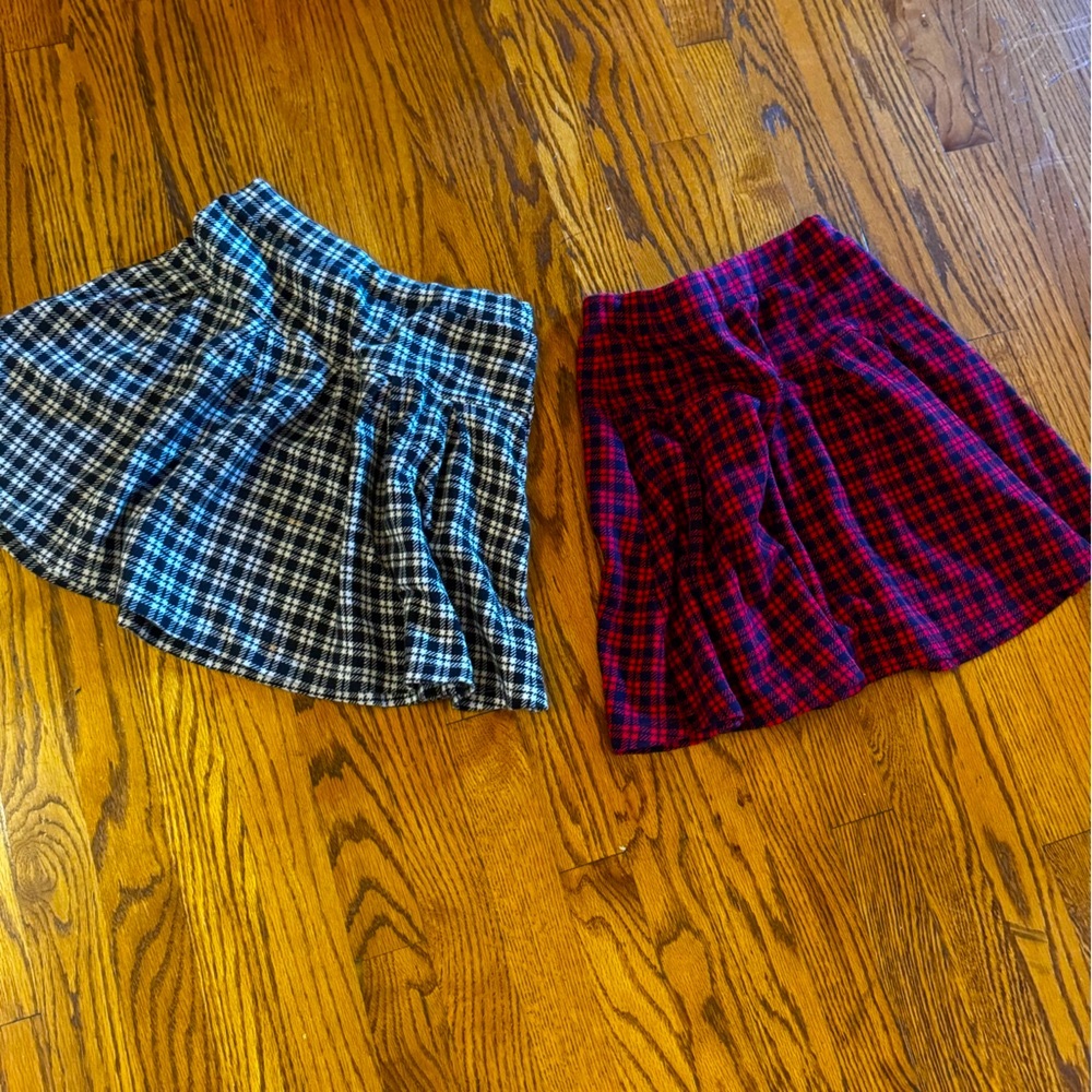 Kids Uniqlue two Plaid Skirt Set - Black and Red